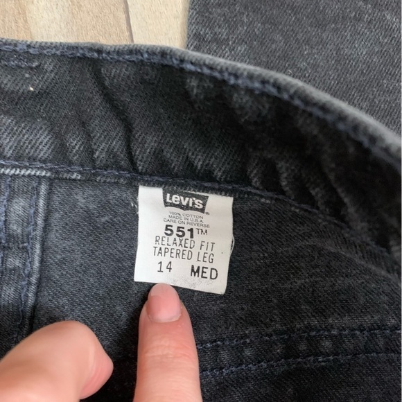 Vintage 90s Levi’s 551 made in USA red tan relaxed fit jeans black size 14 - Picture 3 of 6